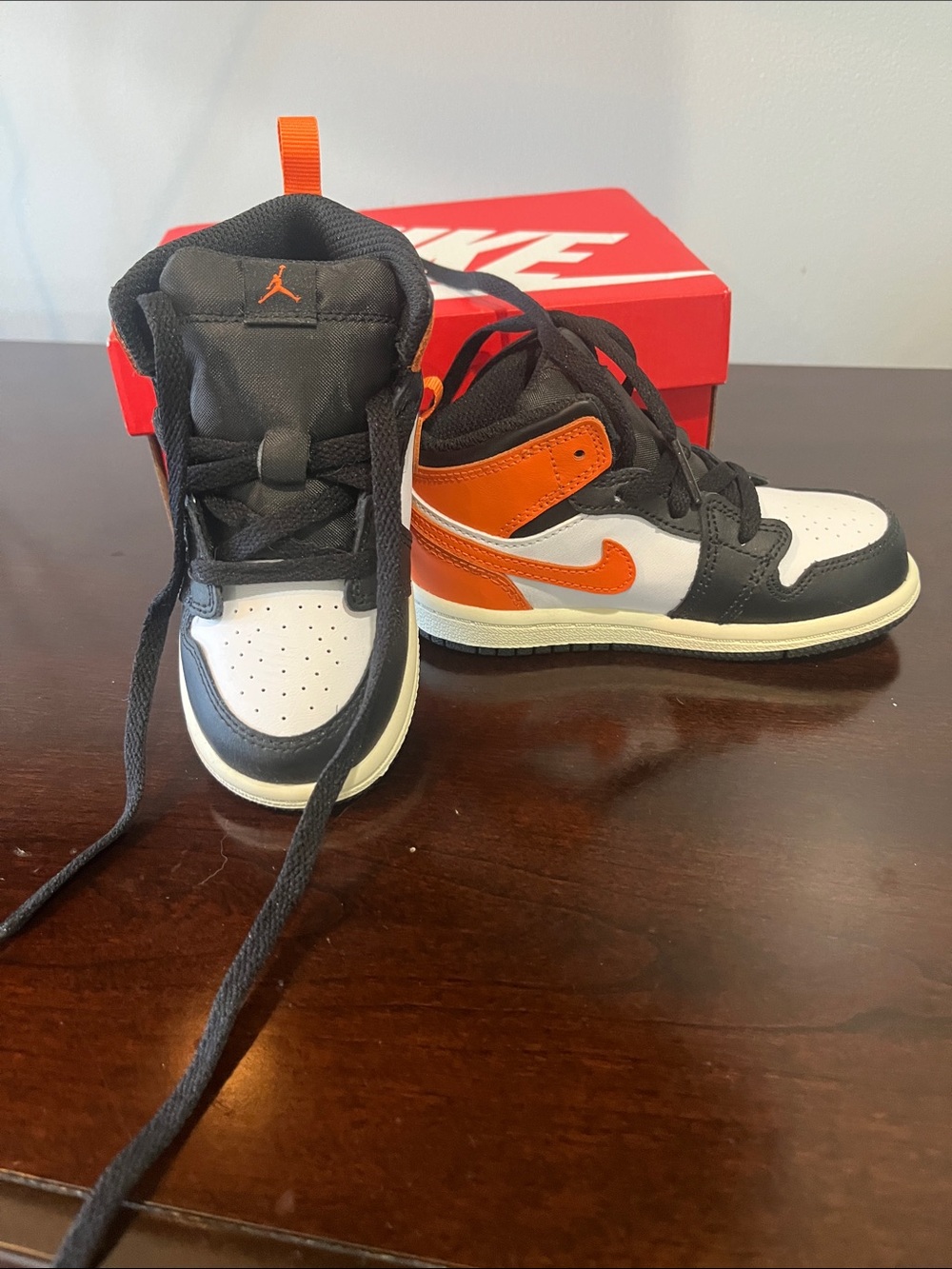 Nike Kids' Air Jordan 1 Mid - White/Black/Orange